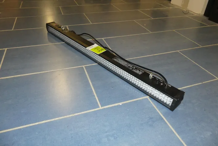 eurolite - LED-Leiste/Lichtbalken (vermutlich defekt) Type: LED Bar RGB 252/10, 40°